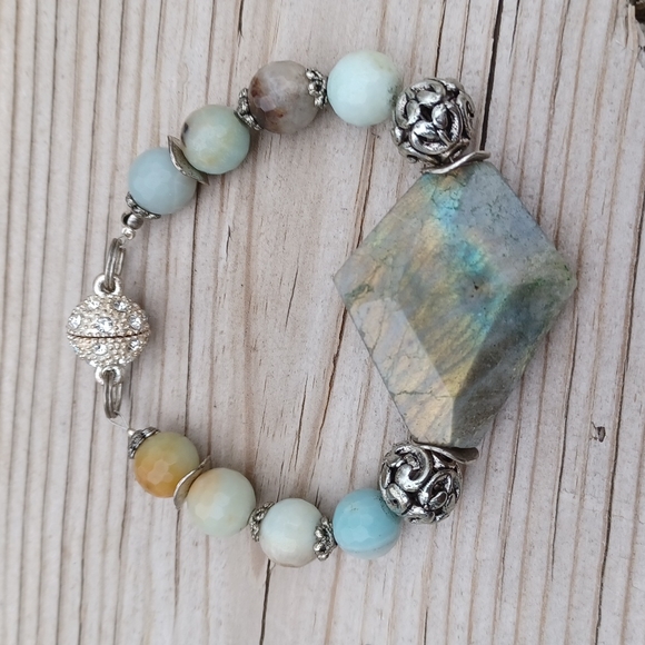 Handmade precious stones Bracelet 7 1/2 inches - Picture 6 of 13